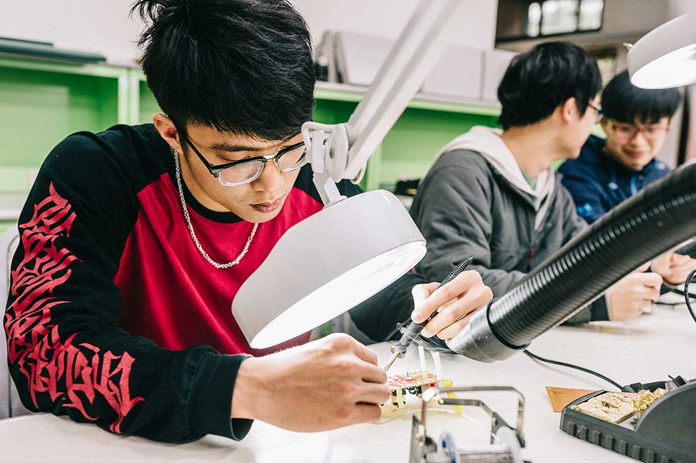 Graduate Institute of Electronics Engineering